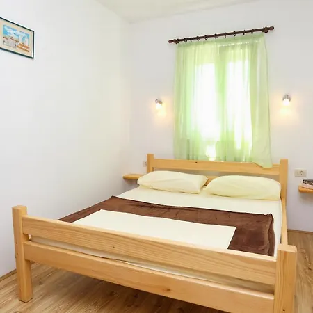 Family Friendly House With A Swimming Pool Kanica, - 10367 Дом отдыха Рогозница